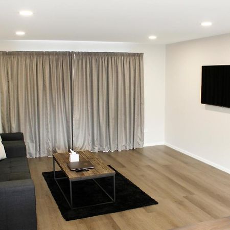 Colonial Motel Инверкаргил Екстериор снимка