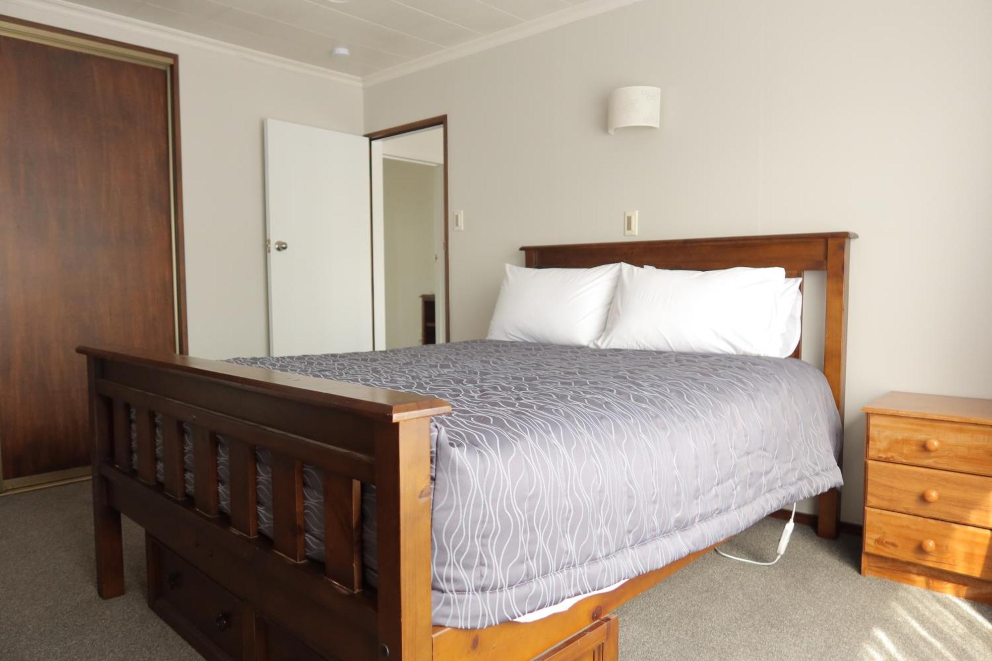 Colonial Motel Инверкаргил Екстериор снимка