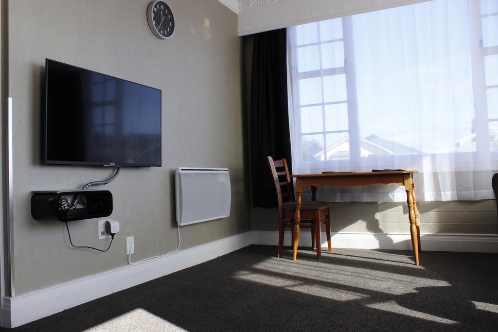 Colonial Motel Инверкаргил Екстериор снимка