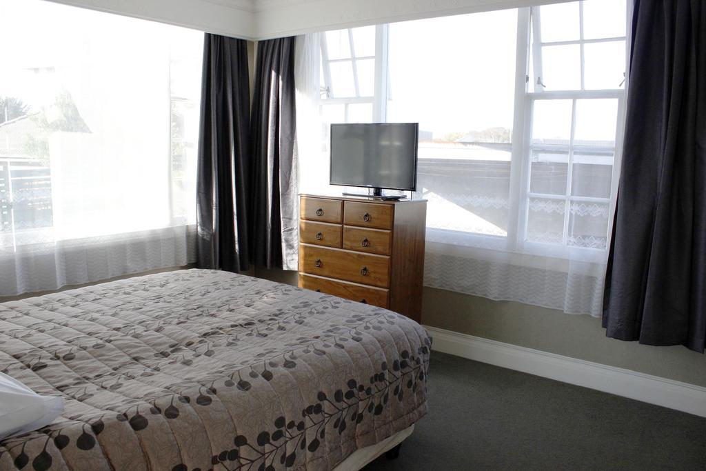 Colonial Motel Инверкаргил Екстериор снимка